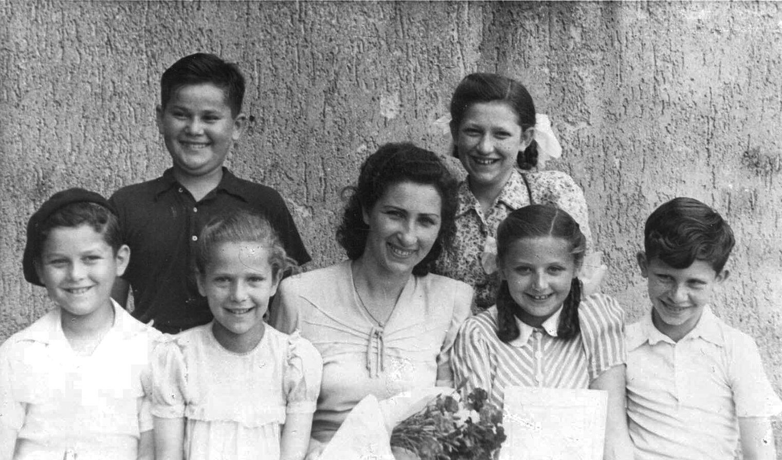 Tola with her classmates at Landsberg am Lech Displaced Persons camp, Germany 1950